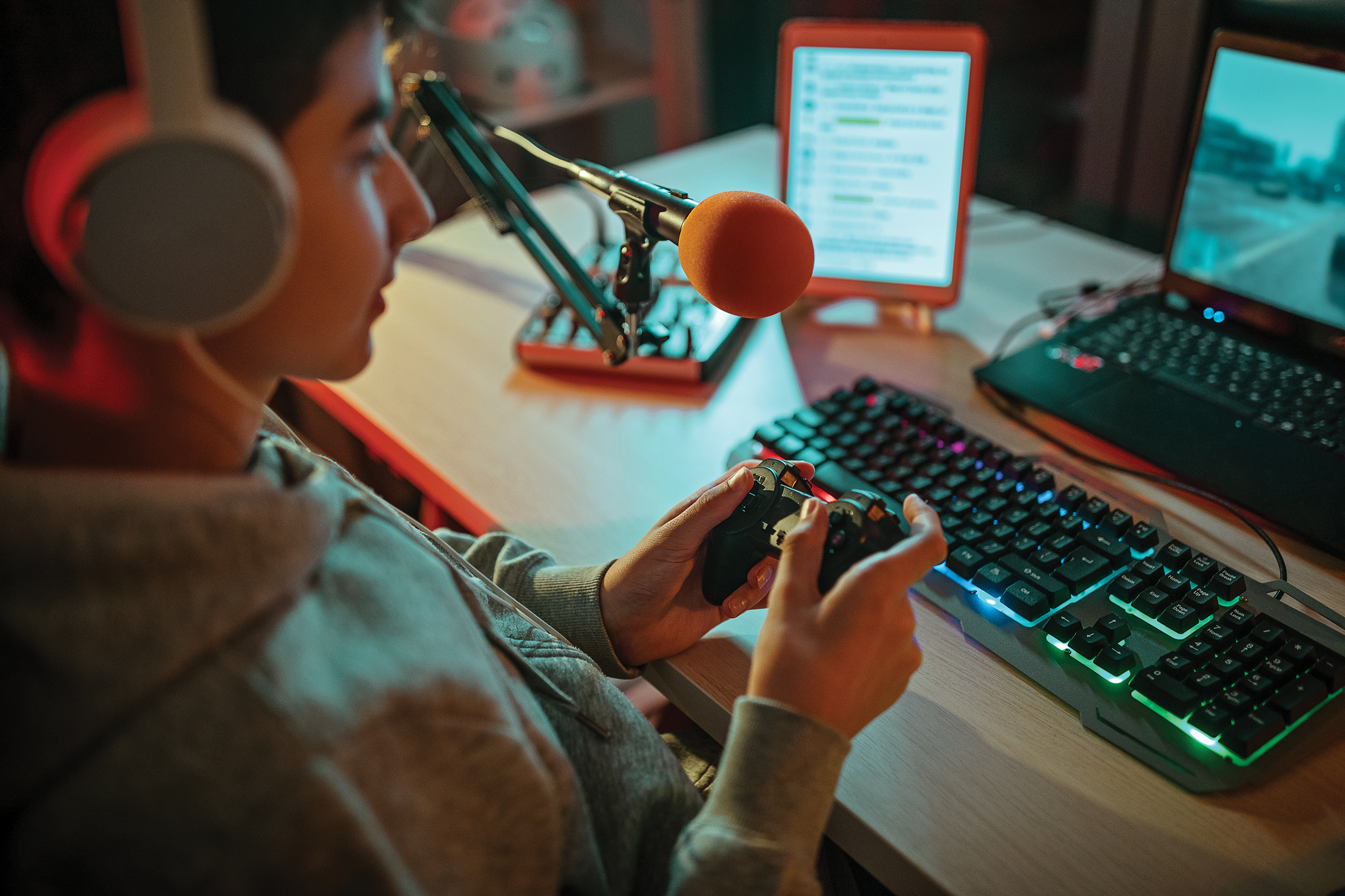 Build Confidence in Gunfights with R6 Recoil No Script